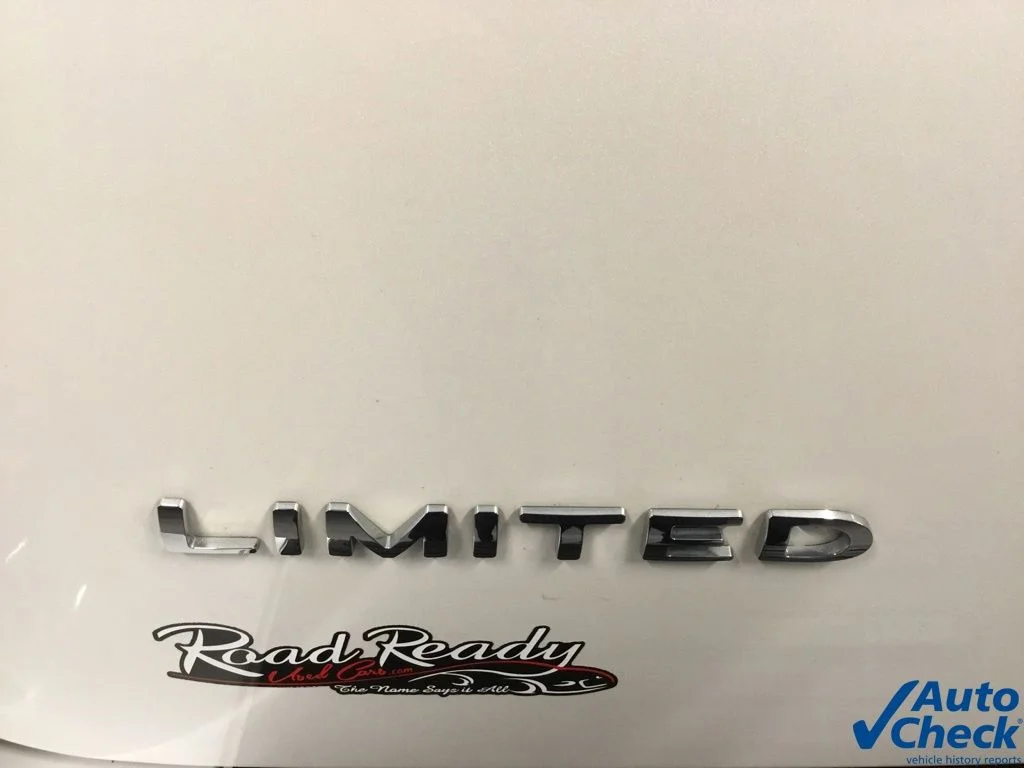 Used 2017 White Ford Limited image 15