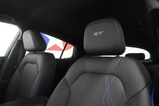 2026 Buick Envista Sport Touring - Photo 18