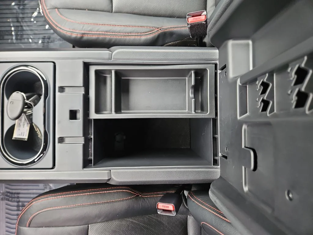 Used 2023 Beige Nissan PRO-4X image 28