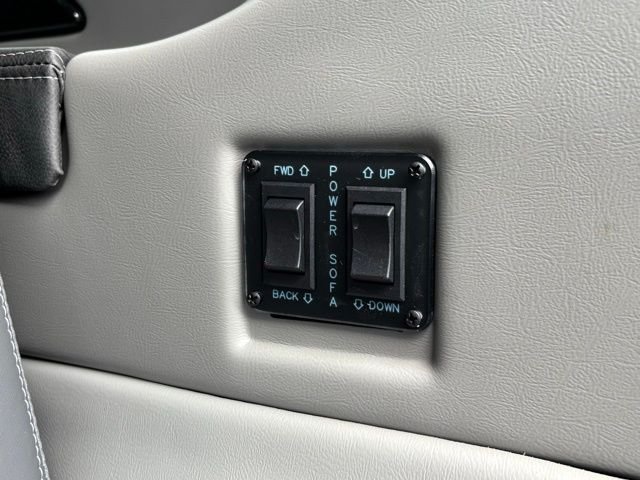 New 2026 White Ford Explorer Limited SE image 11