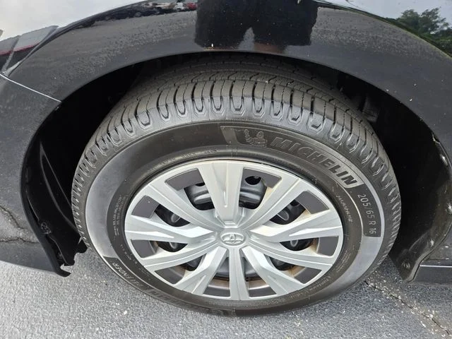 Used 2022 Black Toyota LE image 22