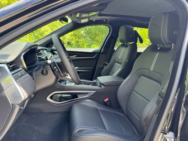 New 2026 Santorini Black Jaguar P250 R-Dynamic S image 11