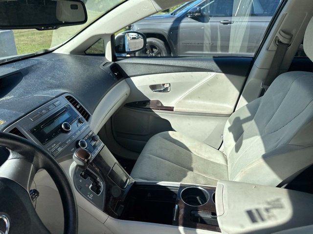 Used 2009  Toyota Base image 19