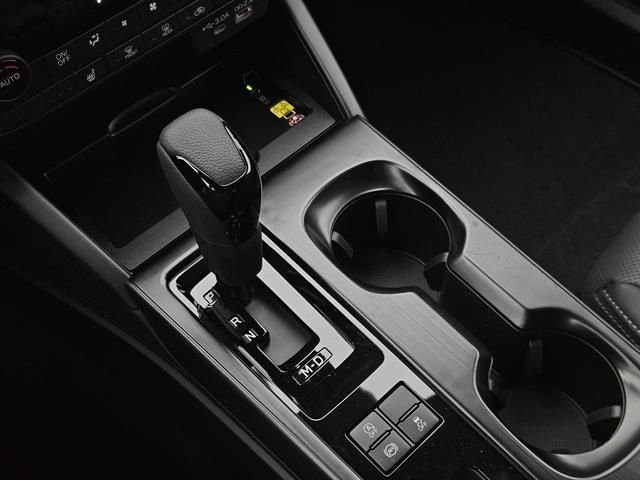 New 2026 CRYSTAL BLACK SILICA Subaru Limited image 16