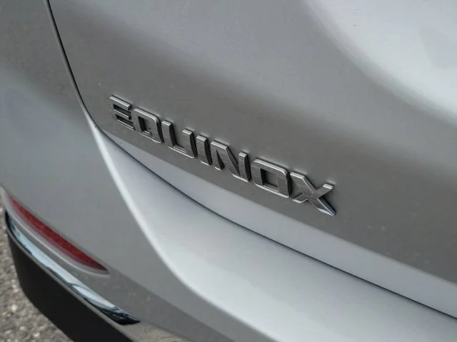 2021 Chevrolet Equinox LT - Photo 13