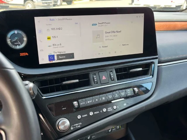 Certified Used 2024 White Pearl Lexus 350 image 31