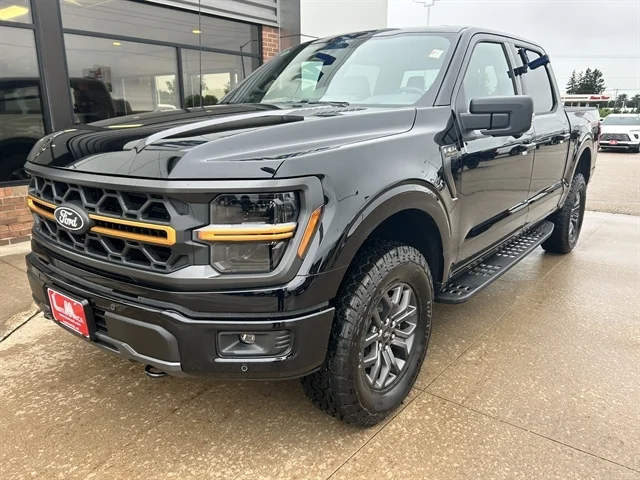 New 2026 Agate Black Metallic FORD Tremor® image 9