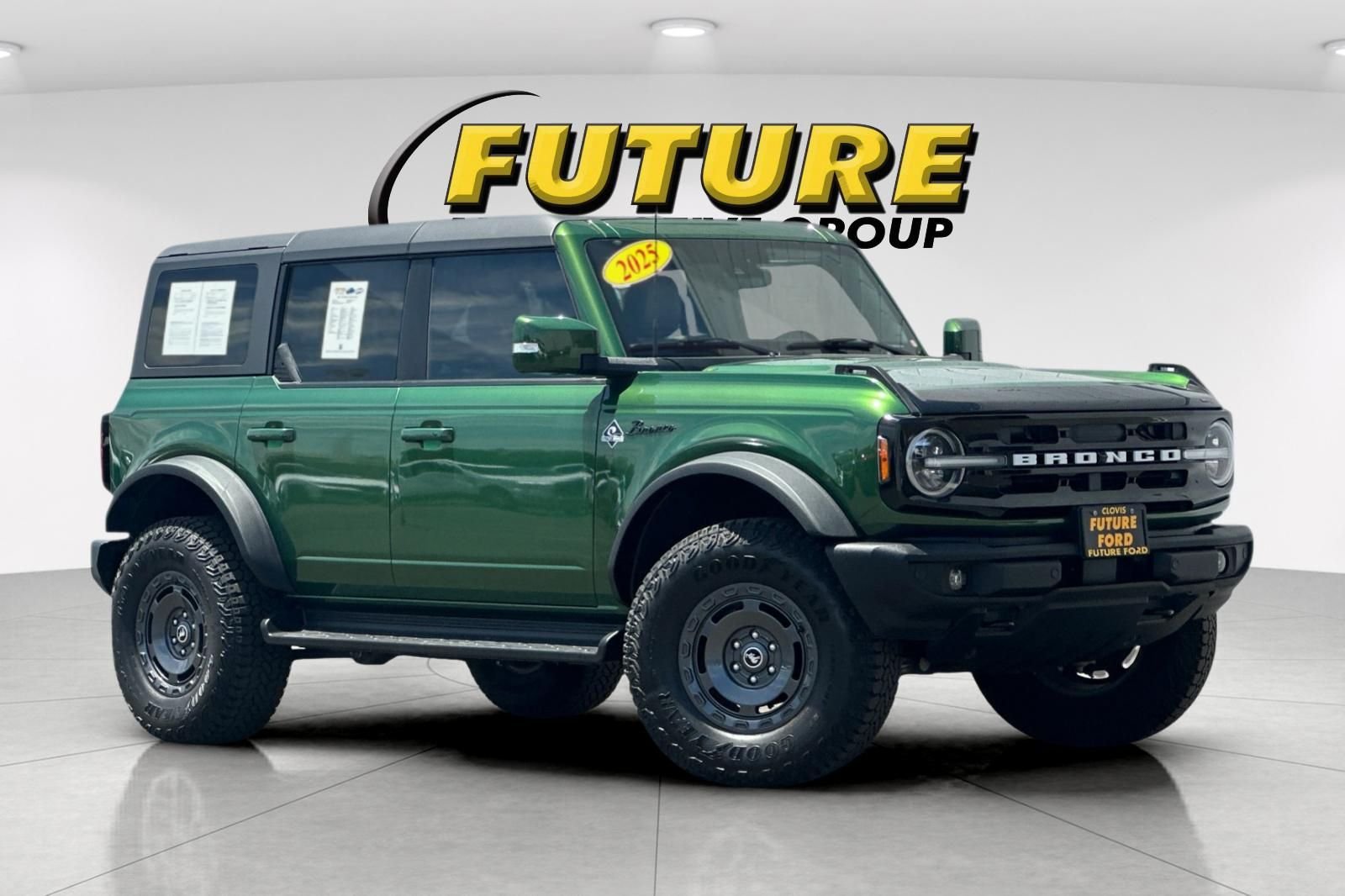 Used 2025 Green Ford Outer Banks image 1