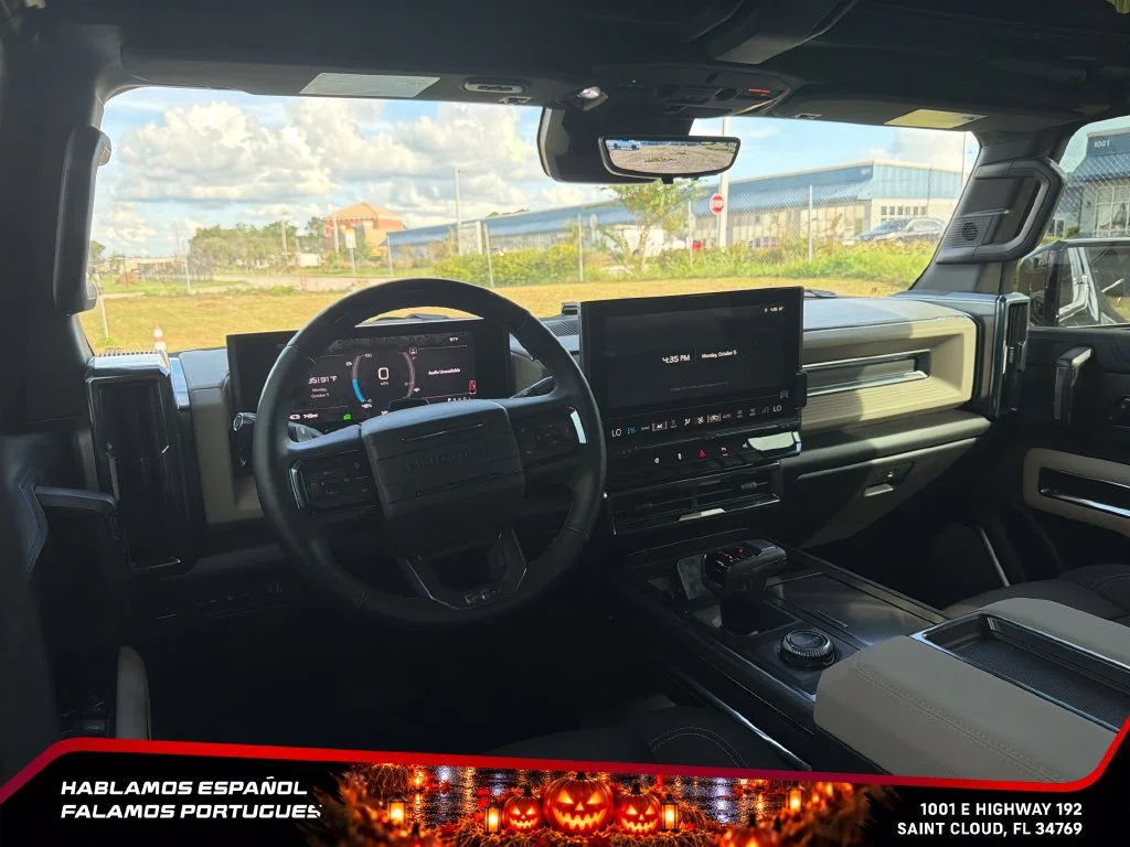 Used 2026 Void Black GMC 2X image 28