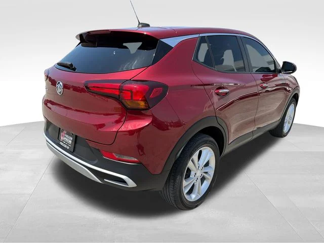 Used 2023  Buick Preferred image 7