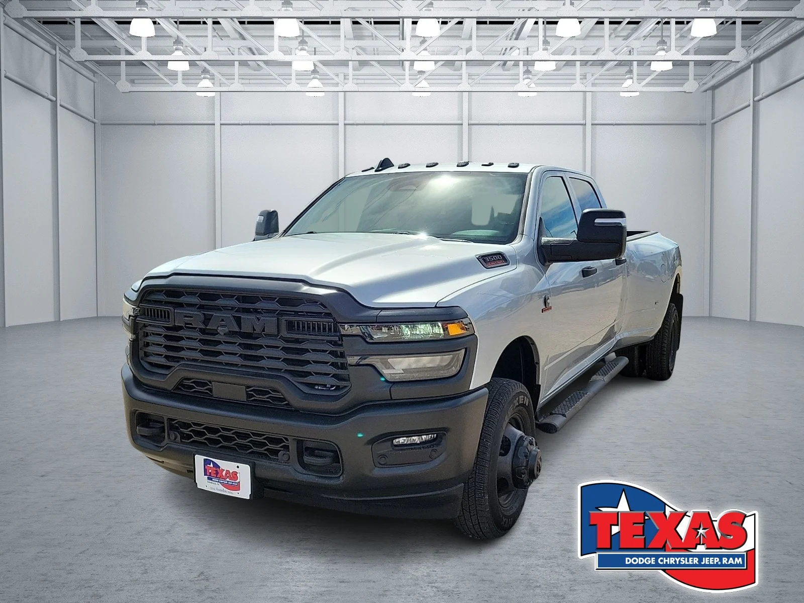 New 2026 Silver Zynith Ram TRADESMAN CREW CAB 4X4 8