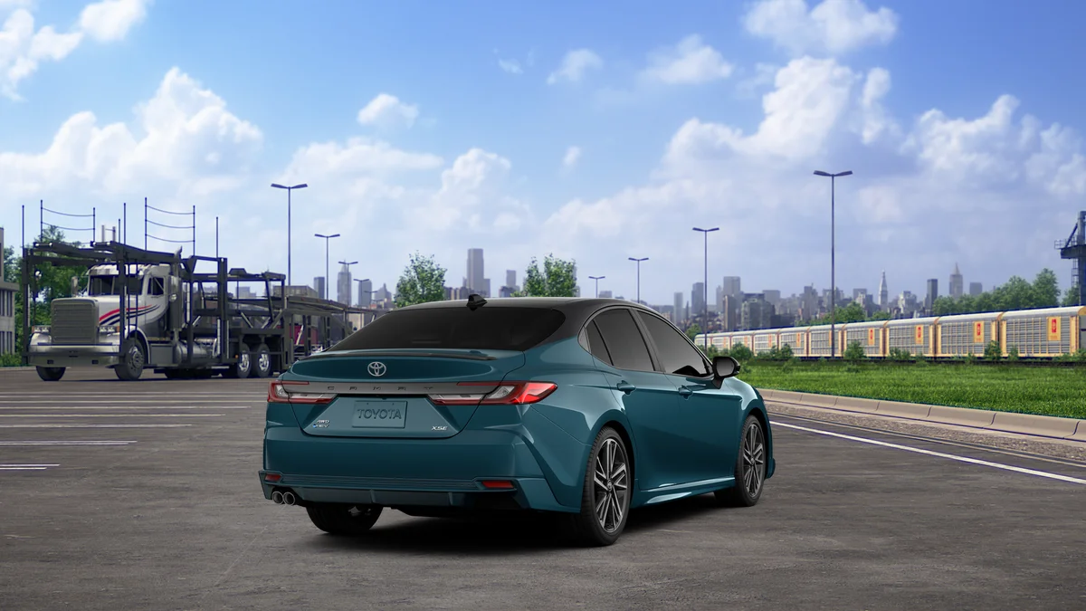 New 2026 Ocean Gem with Midnight Black Metallic roof Toyota XSE image 9
