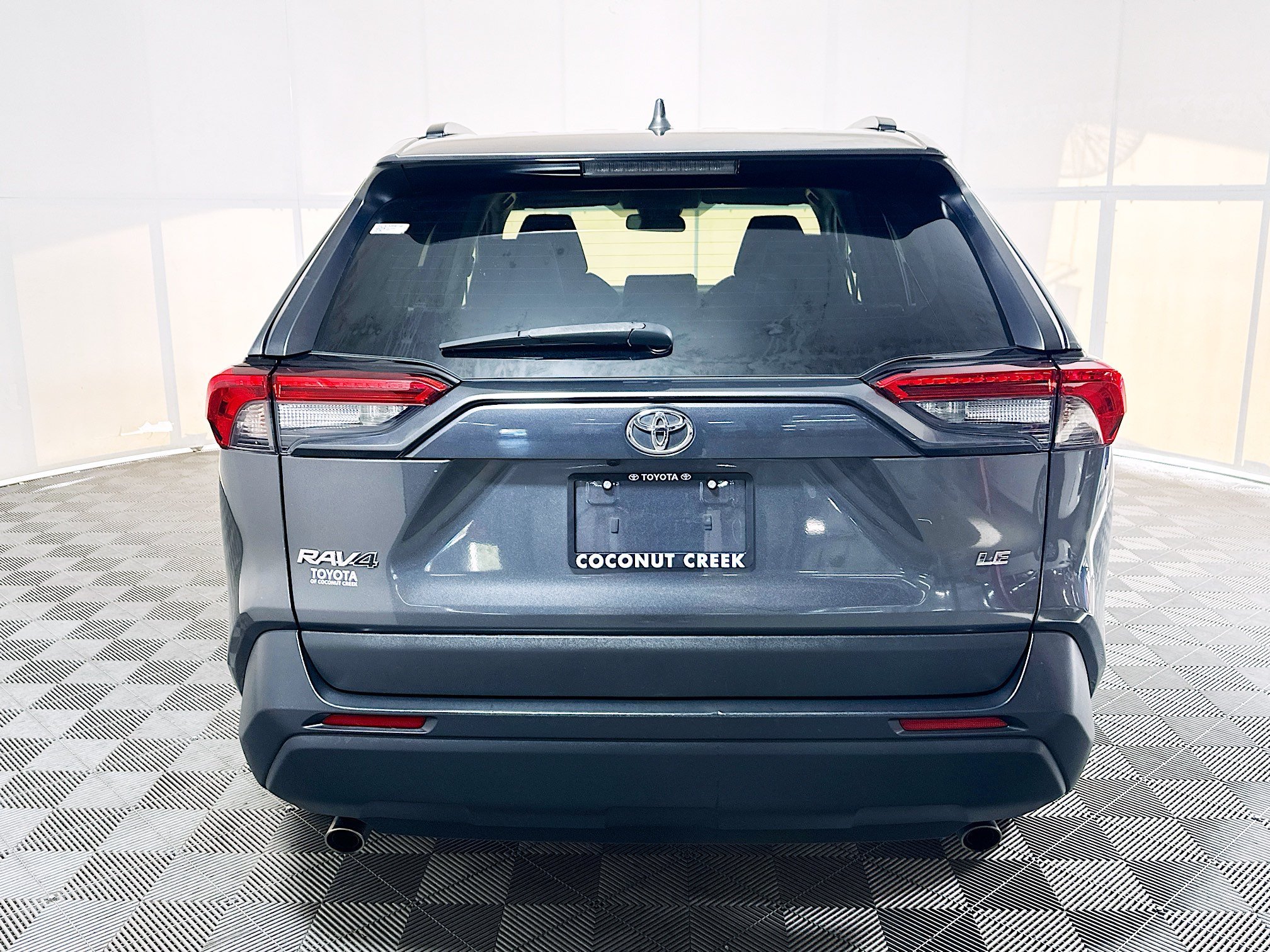 Used 2021 Magnetic Gray Metallic Toyota LE image 4