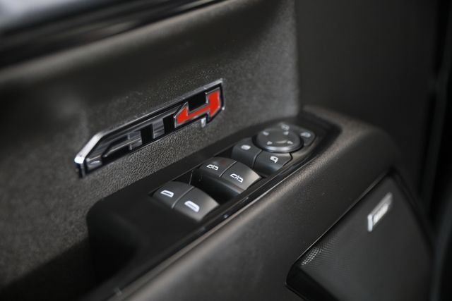 Used 2022 Black GMC AT4 image 15