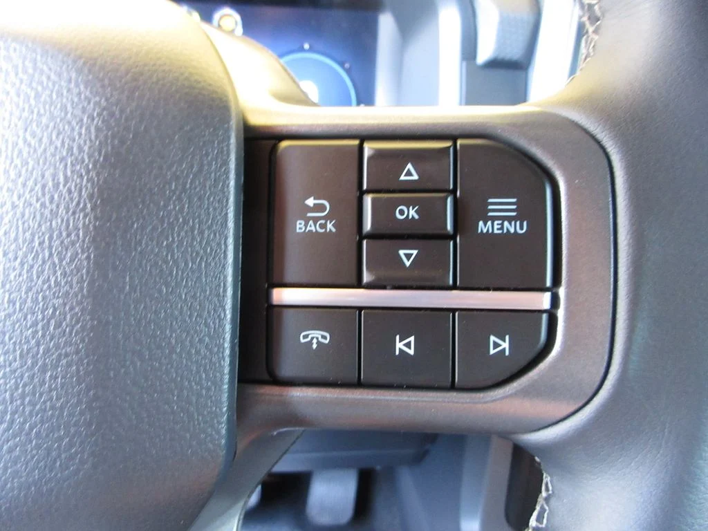 New 2026 Agate Black Metallic Ford XLT image 16
