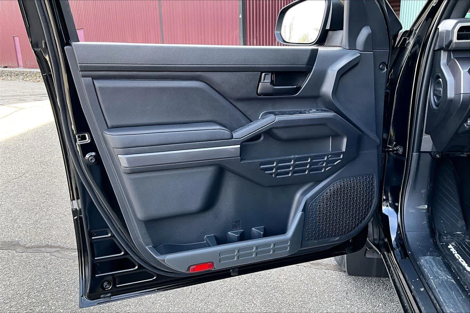 2026 Toyota Tacoma SR5 - Photo 10