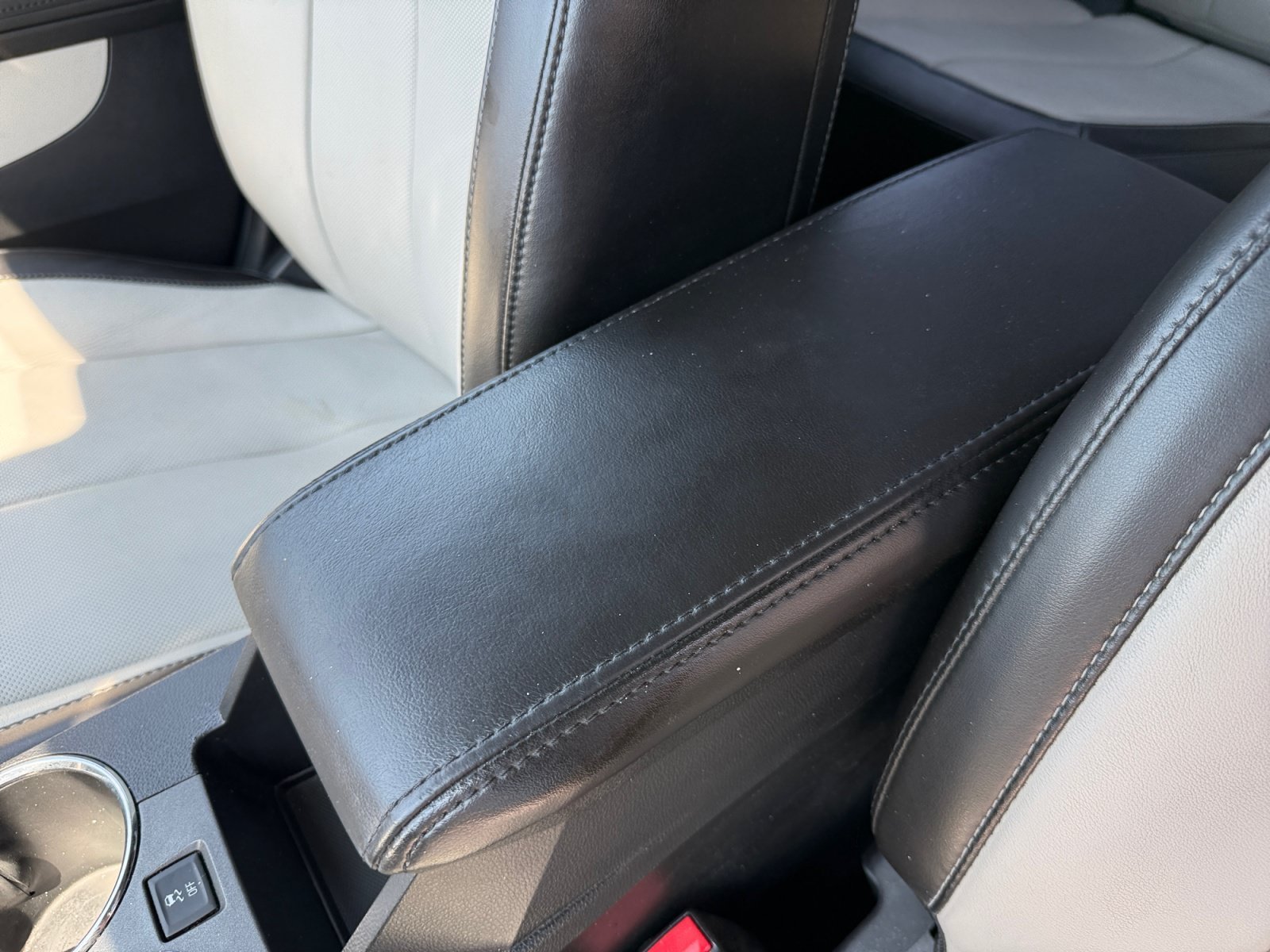 Used 2016 White Frost GMC Denali image 14