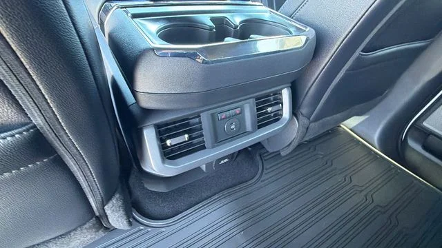New 2026 Star White Metallic Tri-Coat Ford Lariat® image 55