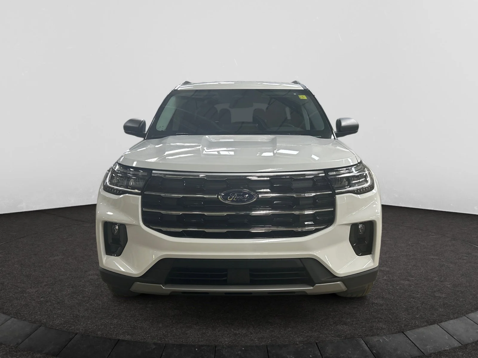 New 2026 Star White Metallic Tri-Coat Ford Active w/200A Pkg image 8