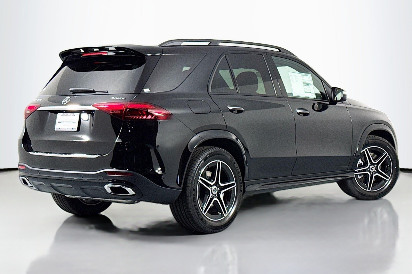 New 2026 Black Mercedes-Benz GLE 450 4MATIC® SUV image 12