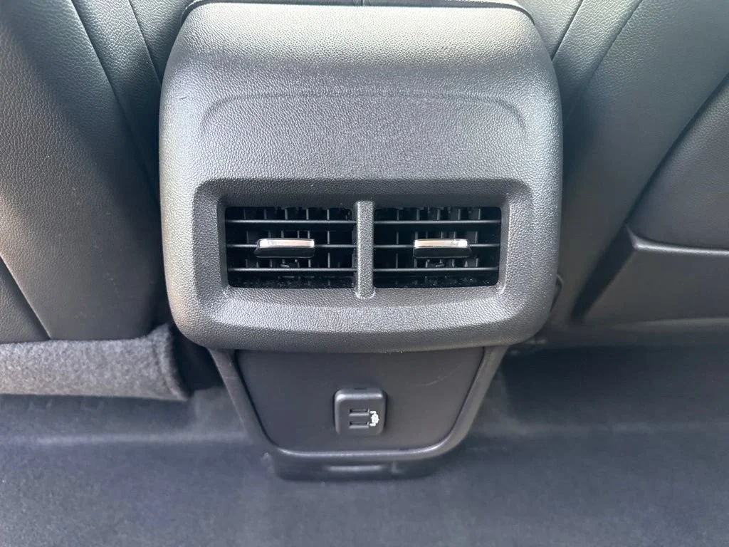 Used 2023 Sterling Metallic GMC SLT image 19