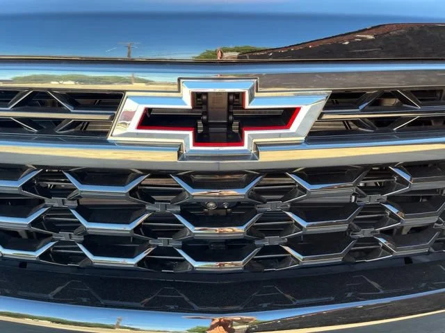 2026 Chevrolet Silverado 1500 ZR2 - Photo 12