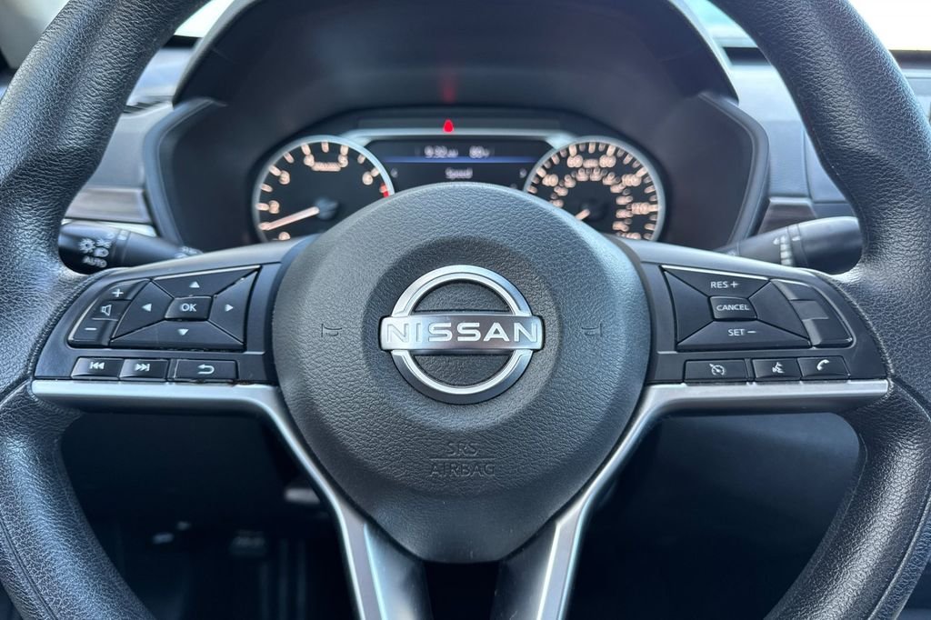 Used 2024  Nissan 2.5 SV image 27