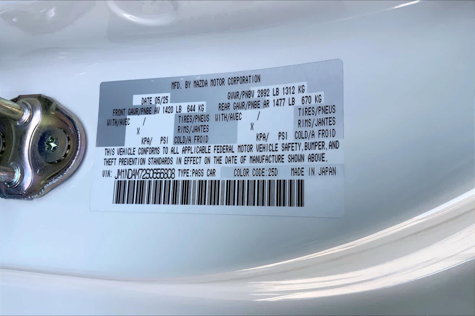 Used 2025 Snowflake White Pearl Mica Mazda Grand Touring image 32