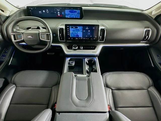 New 2026 Ford Expedition Platinum