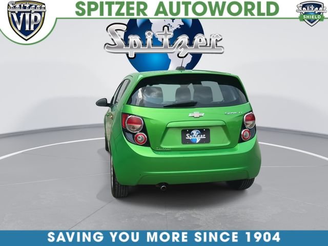 Used 2016 Green Chevrolet LT image 8