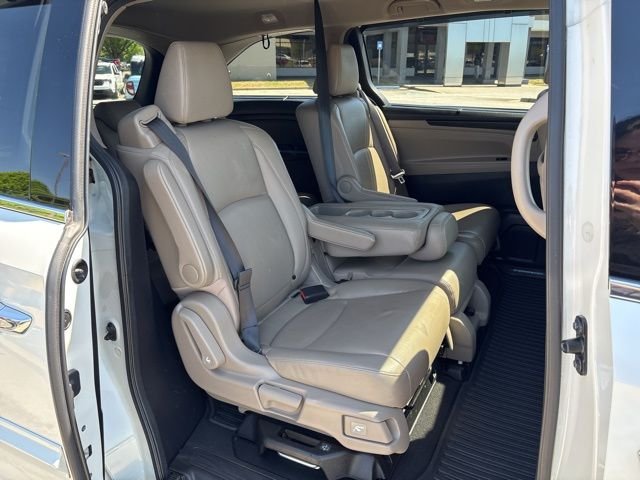 Used 2019 White Honda Elite image 23