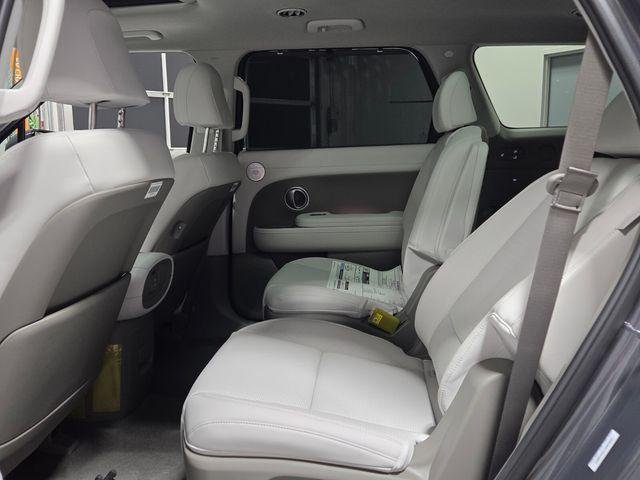 New 2026 Gray Hyundai Limited FWD image 6
