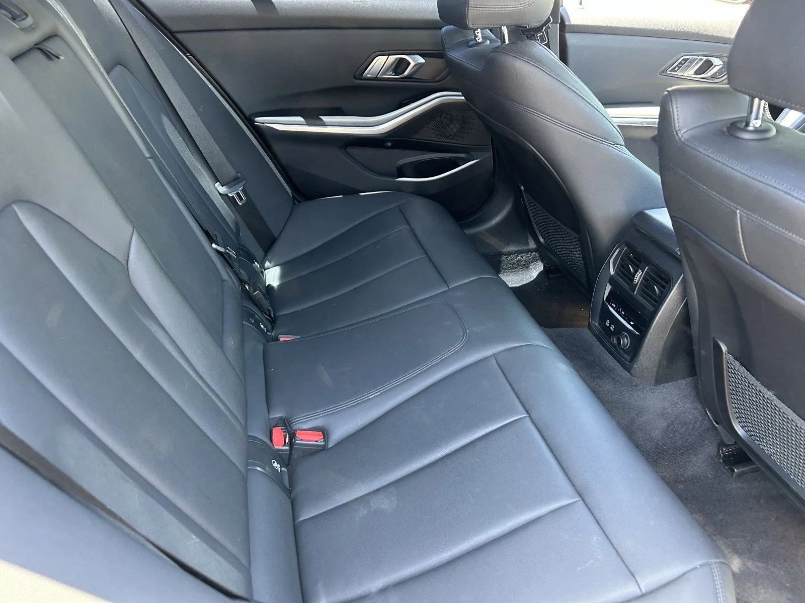 2019 BMW 3 Series 330i - Photo 14