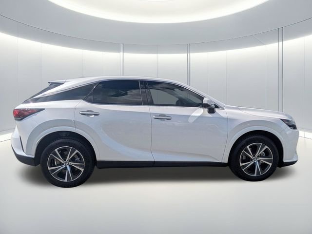 Used 2024 White Lexus 350 image 7