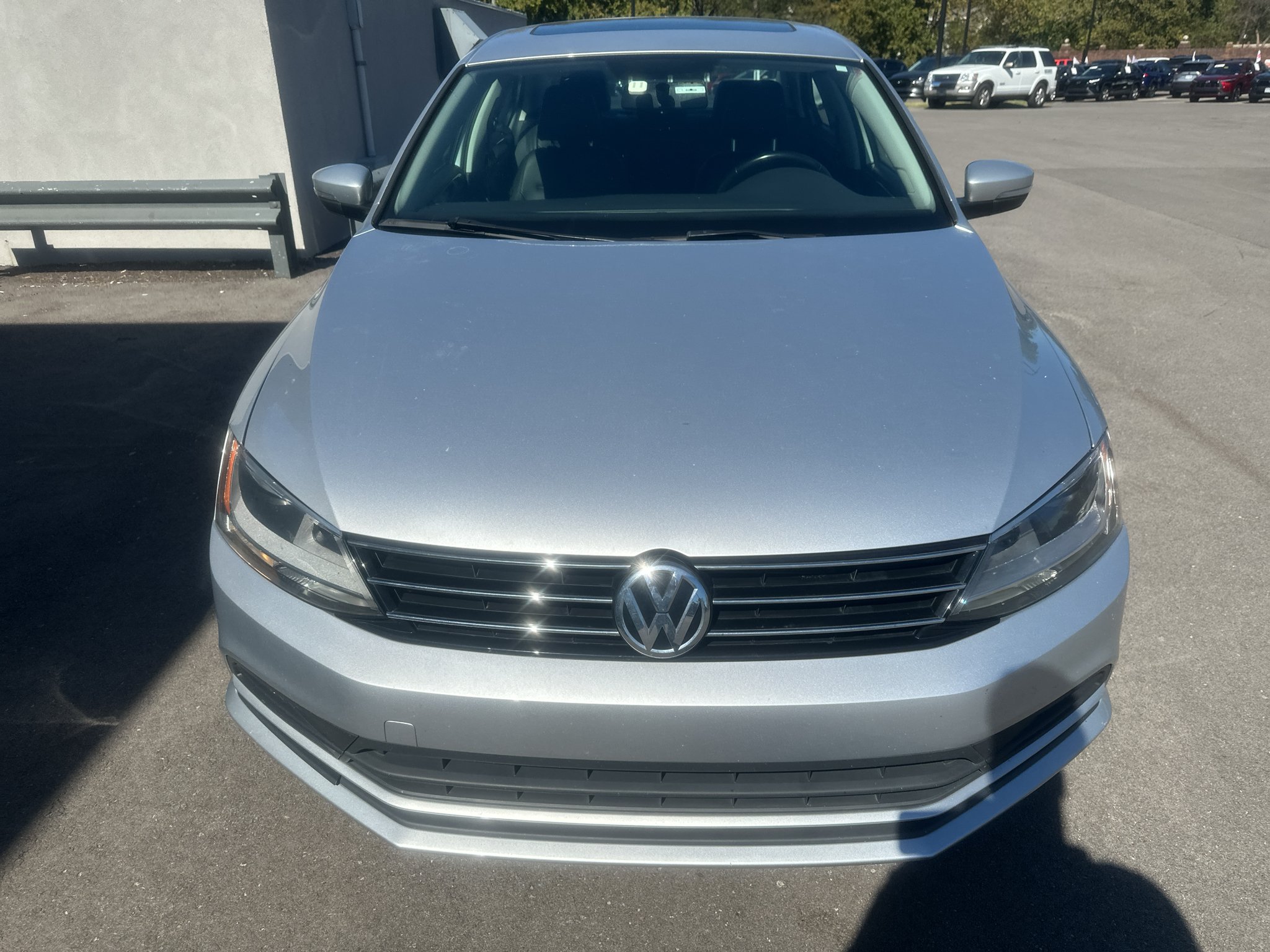 Used 2016 Reflex Silver Metallic Volkswagen 1.4T SE w/Connectivity image 2
