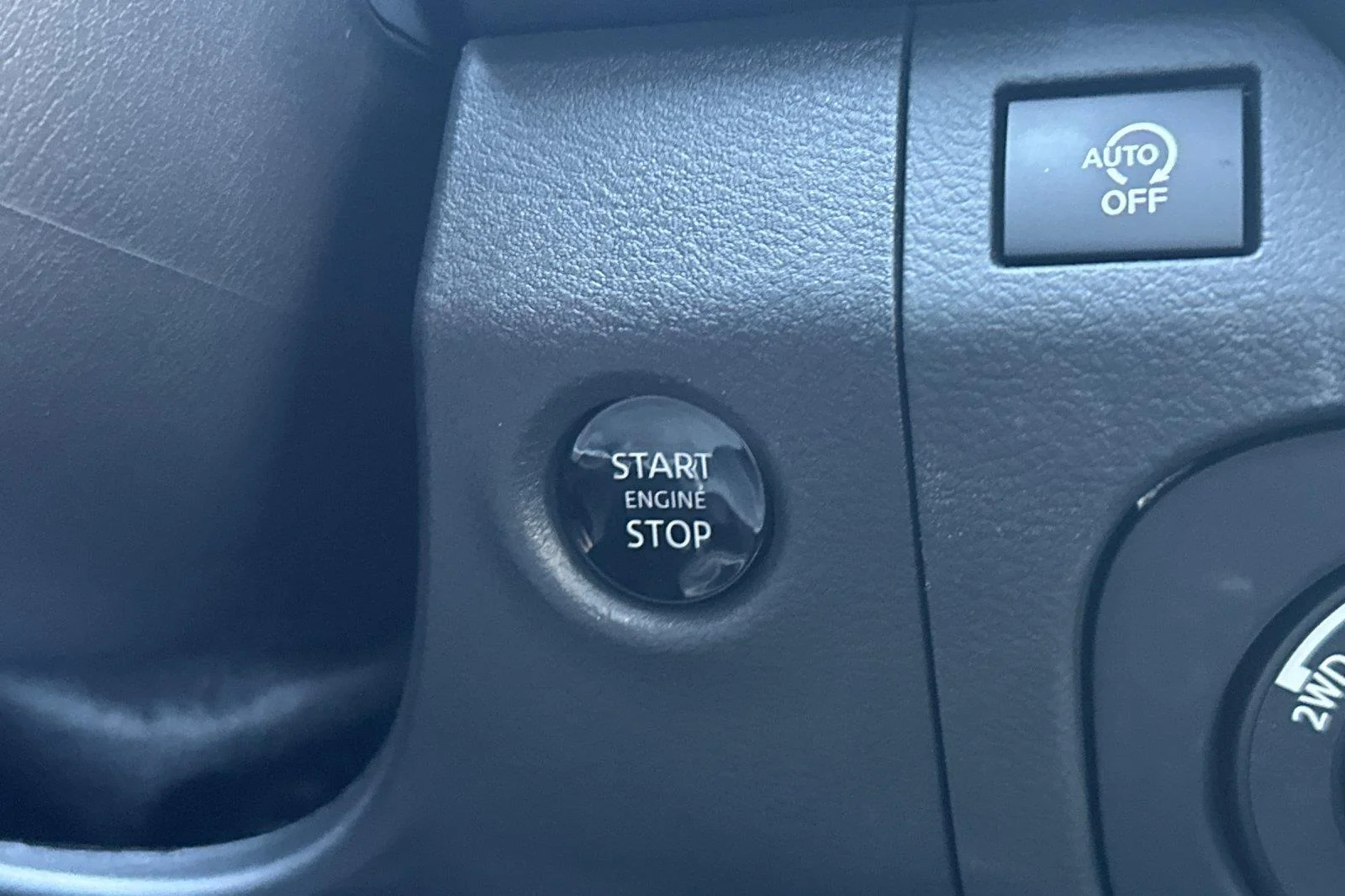 New 2027 Alpine Metallic Nissan Crew Cab PRO-4X® image 21
