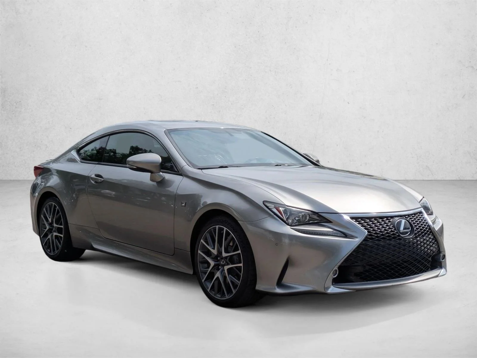 Used 2016 Atomic Silver Lexus  image 3