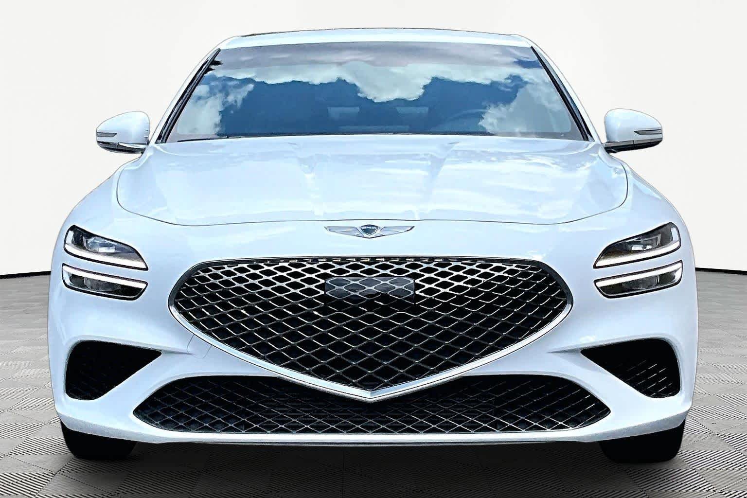 Used 2023 Alta White Genesis 2.0T image 4