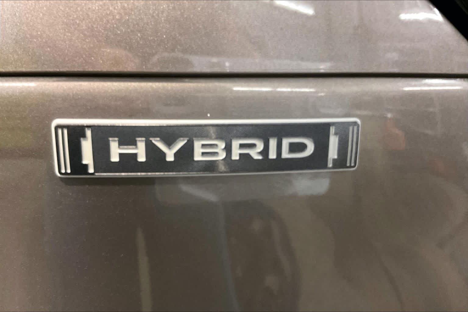 Used 2025 Brilliant Bronze Metallic Subaru Premium Hybrid image 10