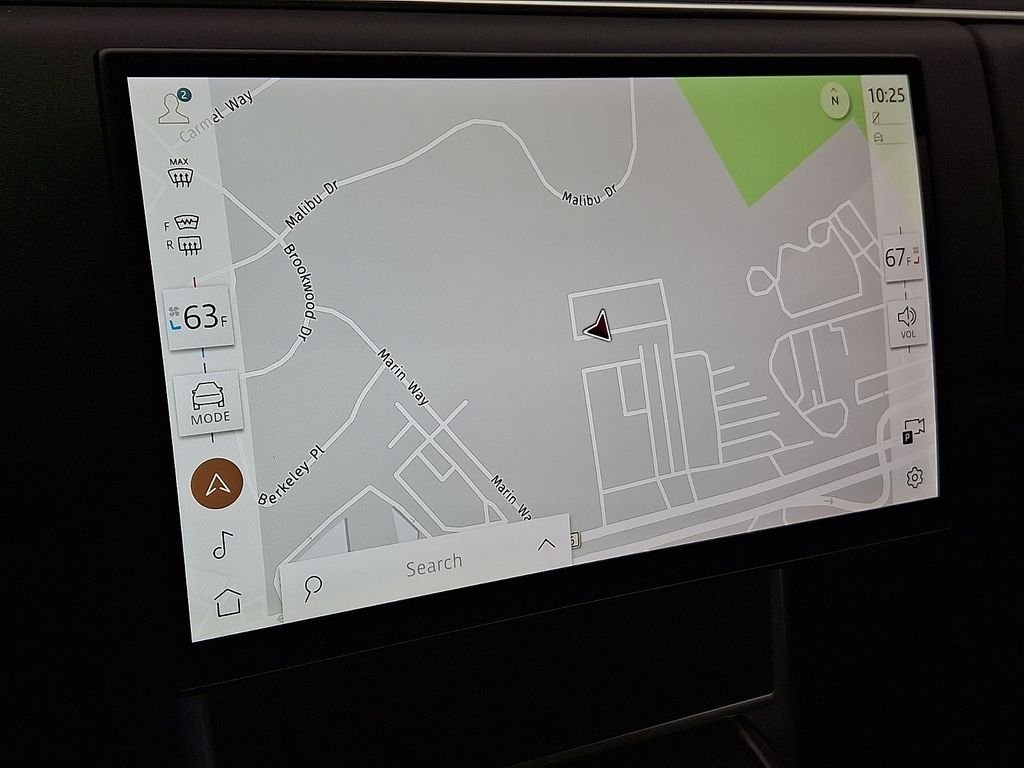 New 2026 Fuji White Land Rover SE image 15