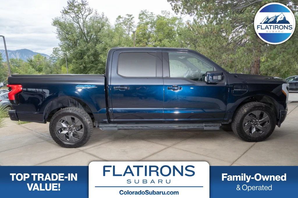 Used 2023 Blue Ford Lariat image 1