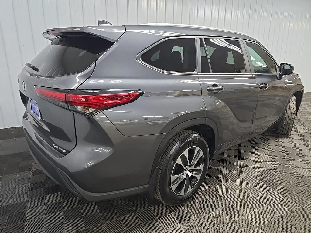 Used 2023 Gray Toyota XLE image 10