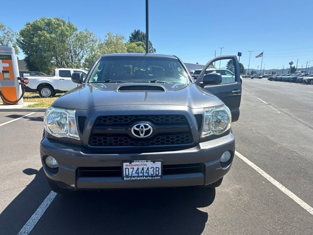 Used 2011 Magnetic Gray Metallic Toyota PreRunner image 9