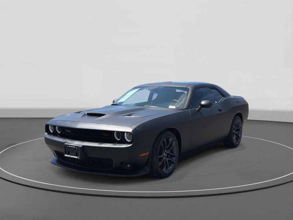 Used 2022 Granite Pearlcoat Dodge R/T Scat Pack image 1