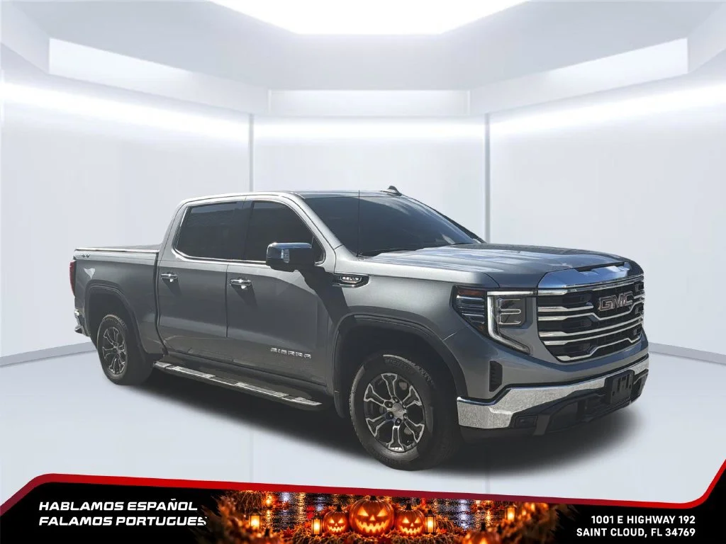 Used 2024 Sterling Metallic GMC SLT image 11