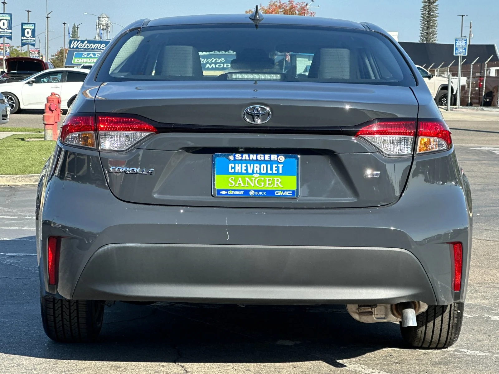 Used 2026  Toyota LE image 5