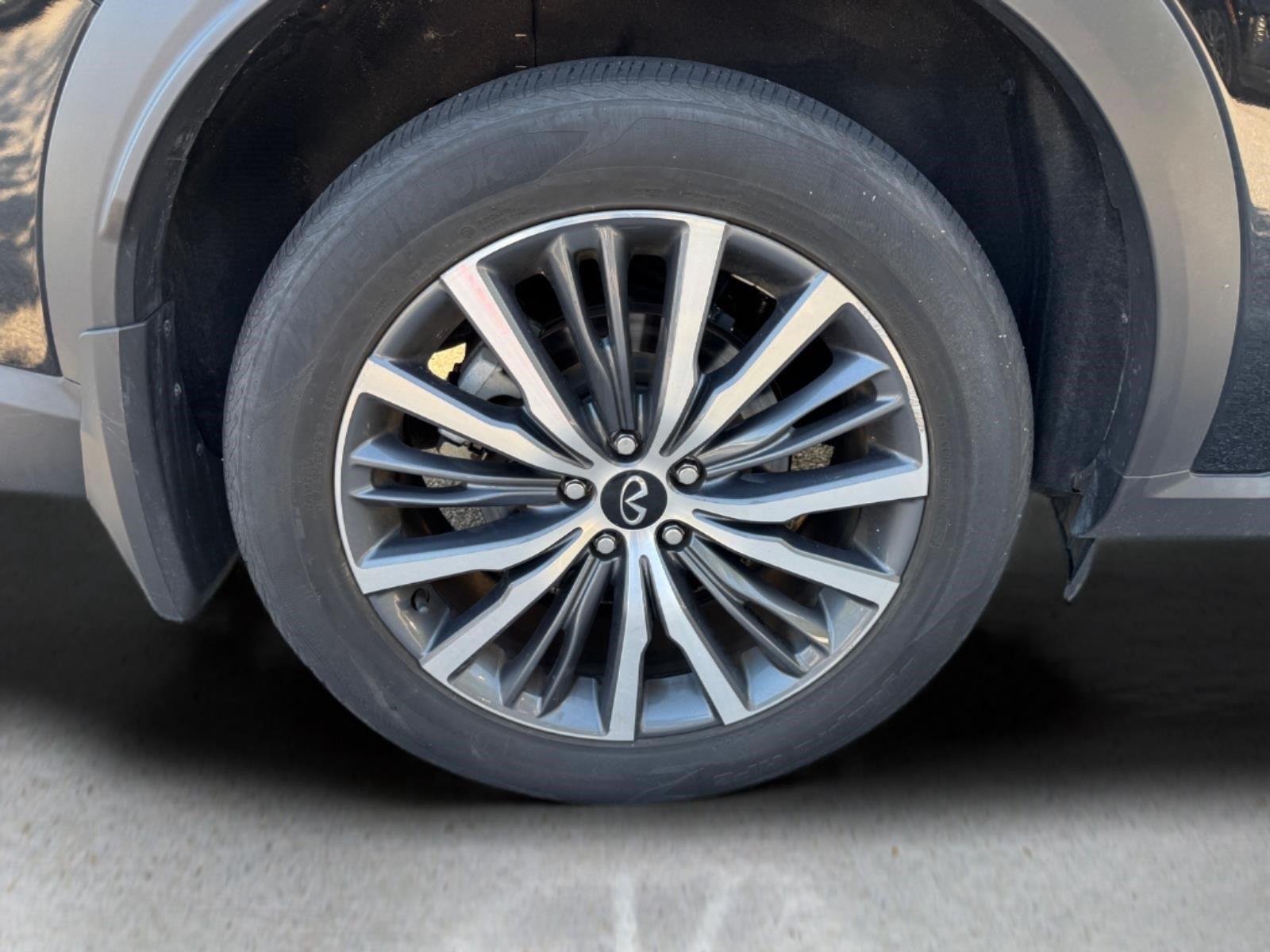 Used 2023 Mineral Black INFINITI SENSORY image 14