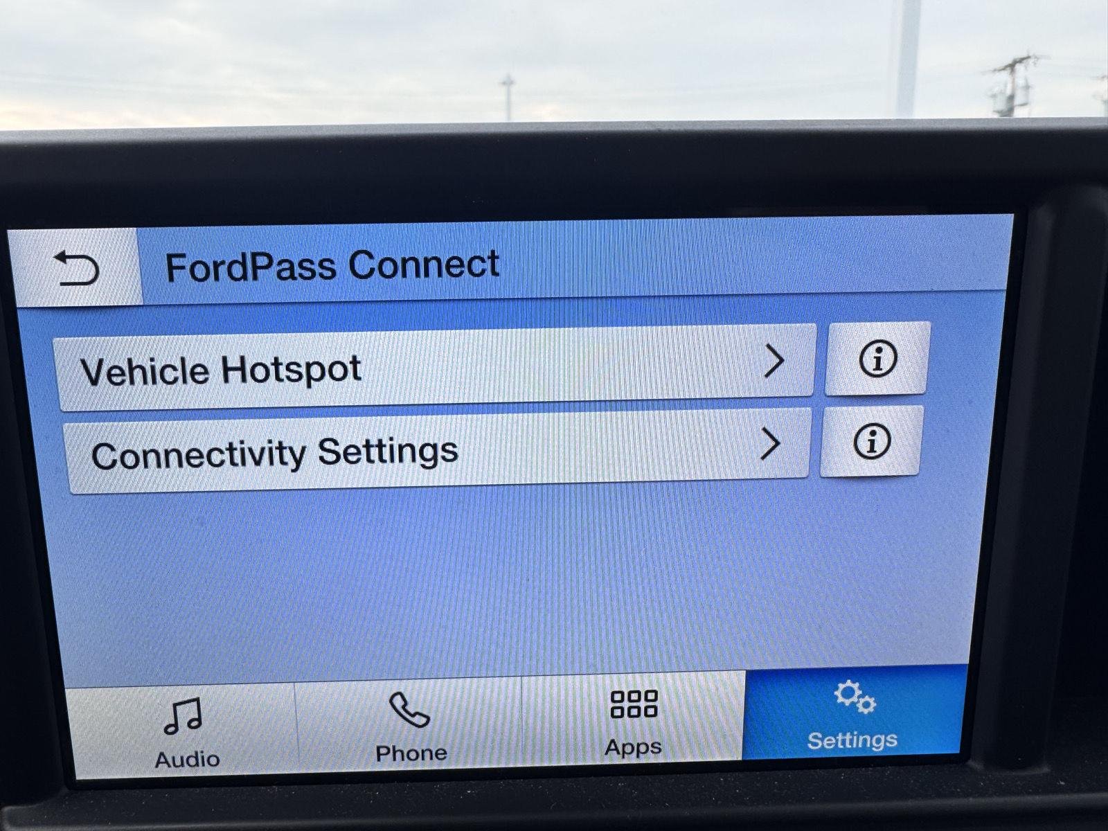 Used 2022 Velocity Blue Ford XL image 18
