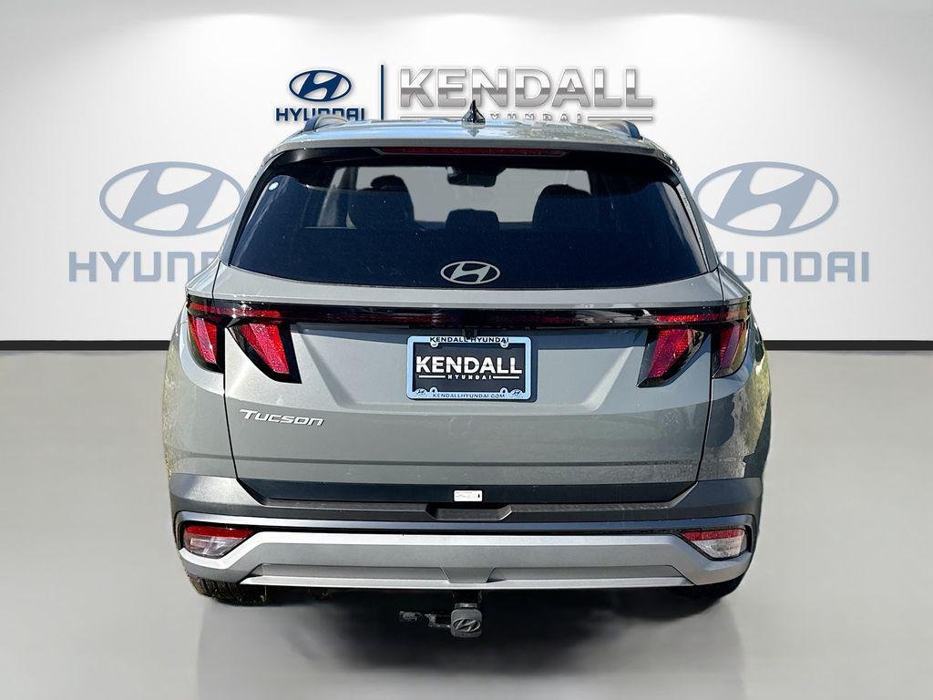 New 2026 Hampton Gray Hyundai SEL FWD image 5