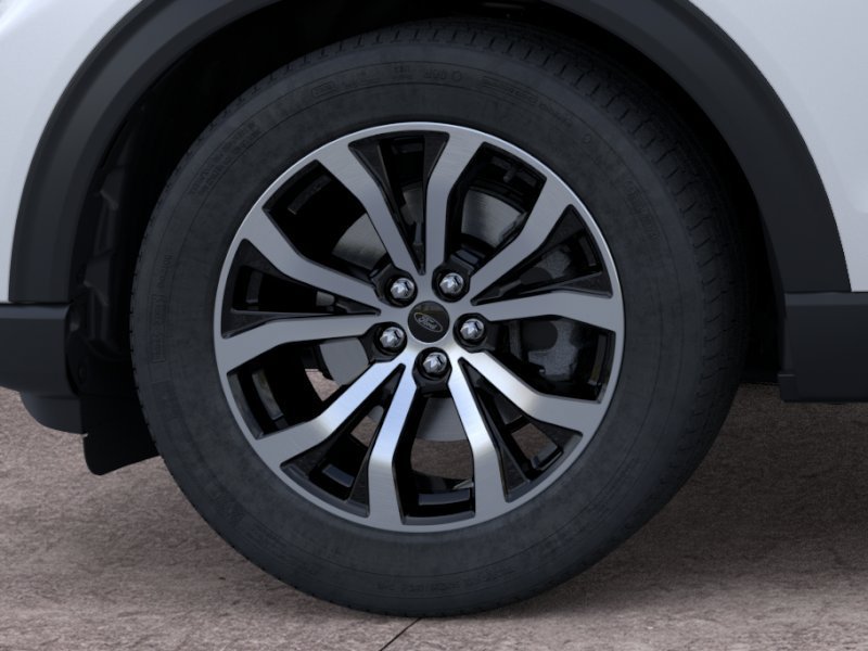 New 2026 Star White Metallic Tri-Coat Ford ST-Line image 19